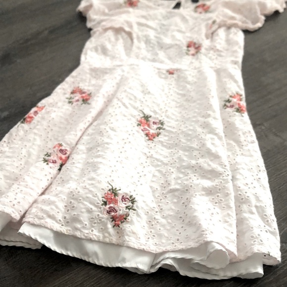 Floral Spring Dress Forever 21 - Picture 3 of 5